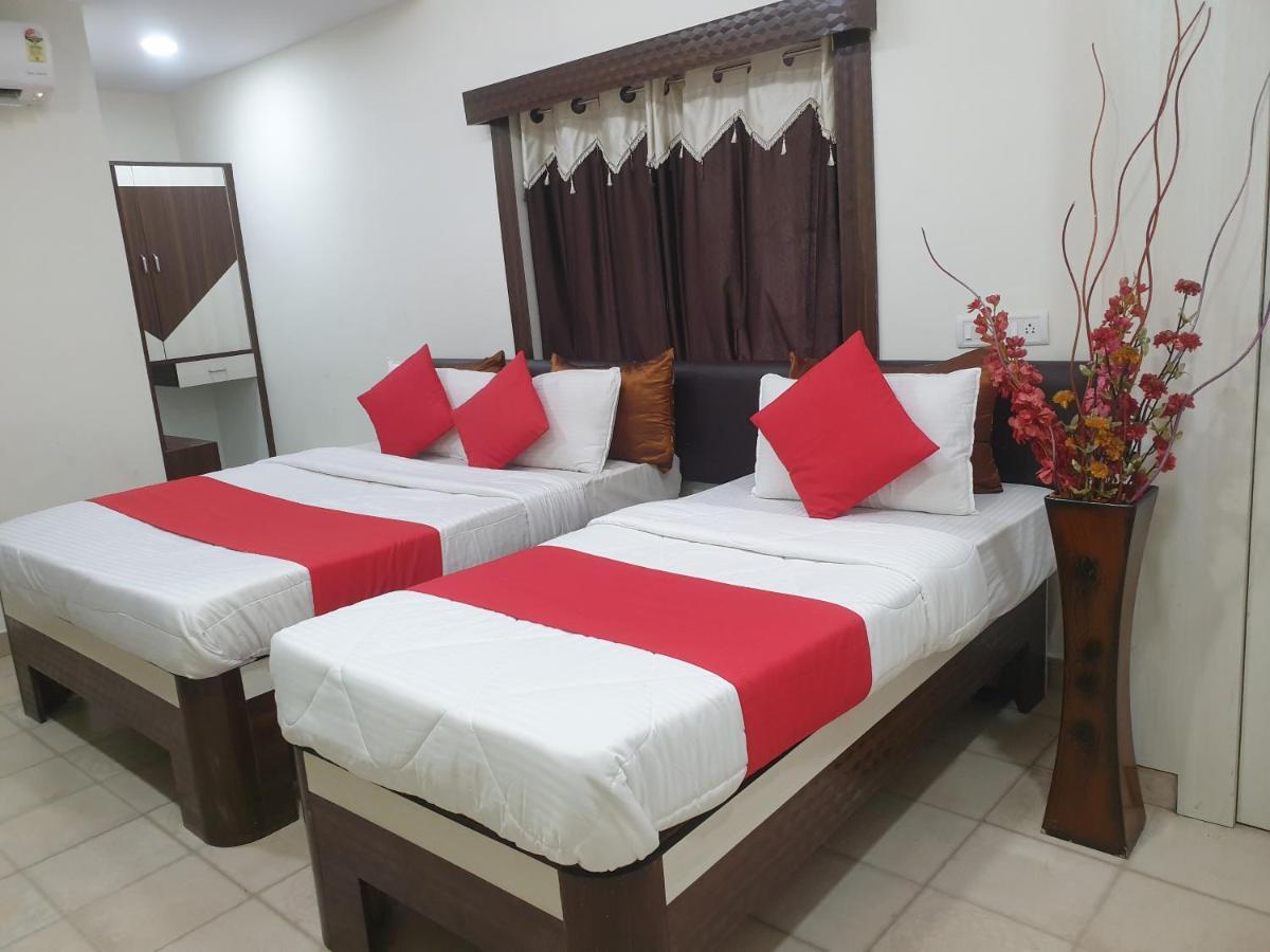 Hotel City Comfort Madgaon Bagian luar foto