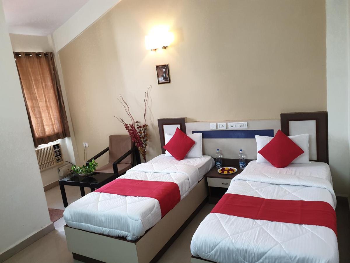 Hotel City Comfort Madgaon Bagian luar foto