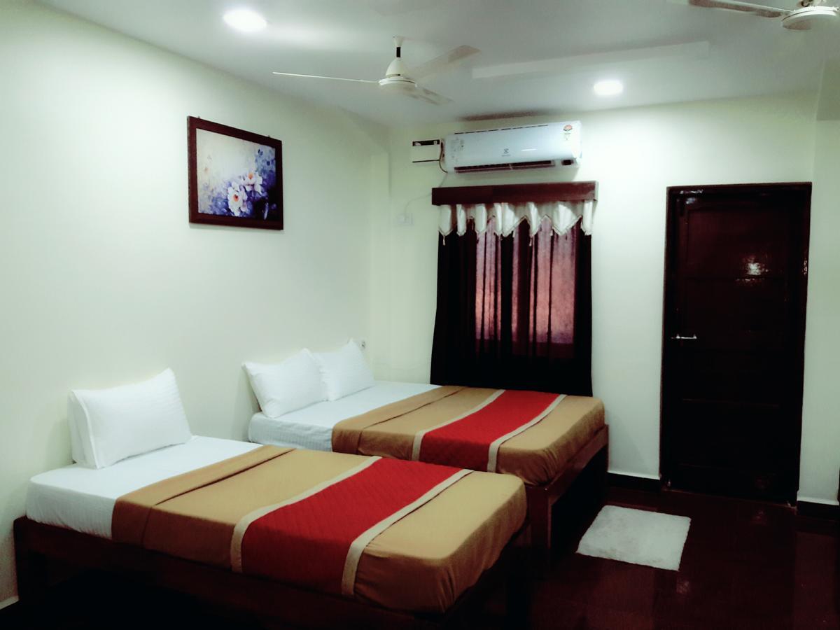 Hotel City Comfort Madgaon Bagian luar foto